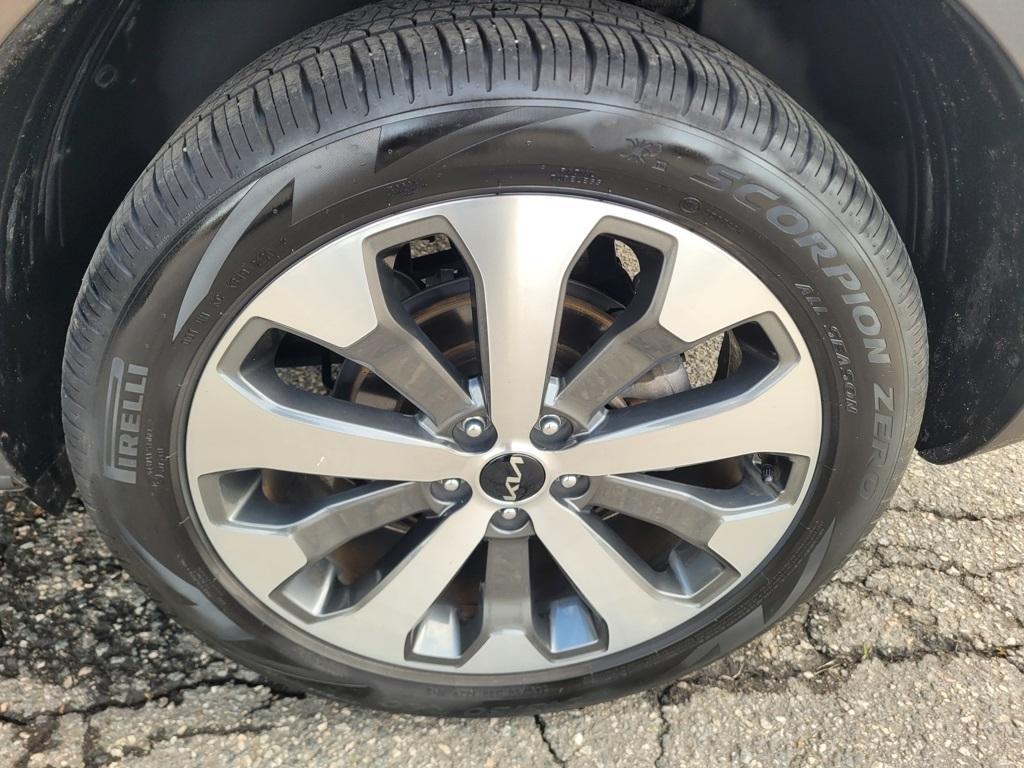 used 2022 Kia Telluride car, priced at $34,138