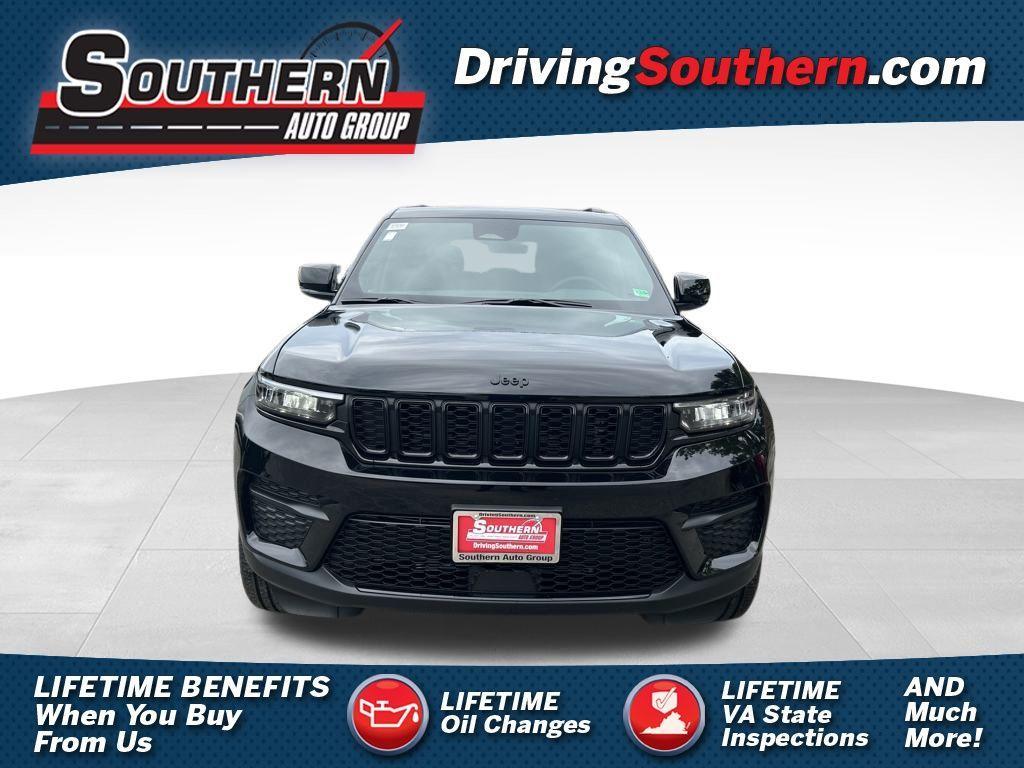 new 2025 Jeep Grand Cherokee car, priced at $43,060