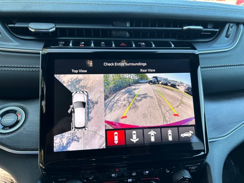 new 2025 Jeep Grand Cherokee car, priced at $48,584