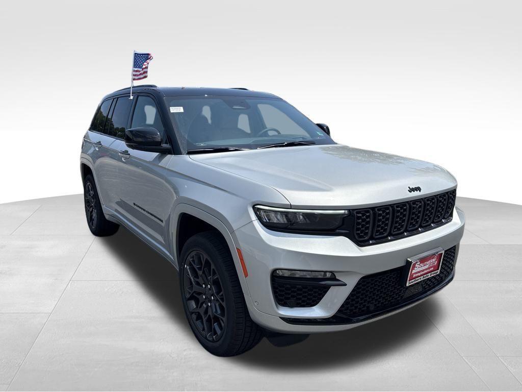 new 2025 Jeep Grand Cherokee car, priced at $64,216