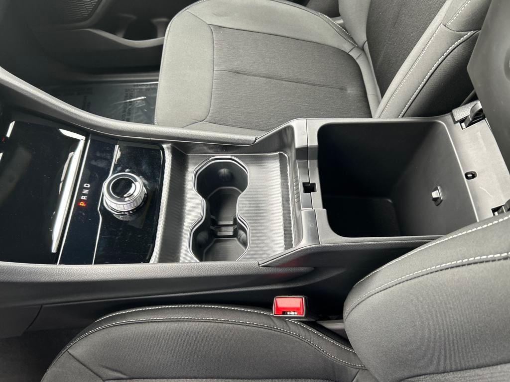 new 2025 Jeep Grand Cherokee car, priced at $35,820