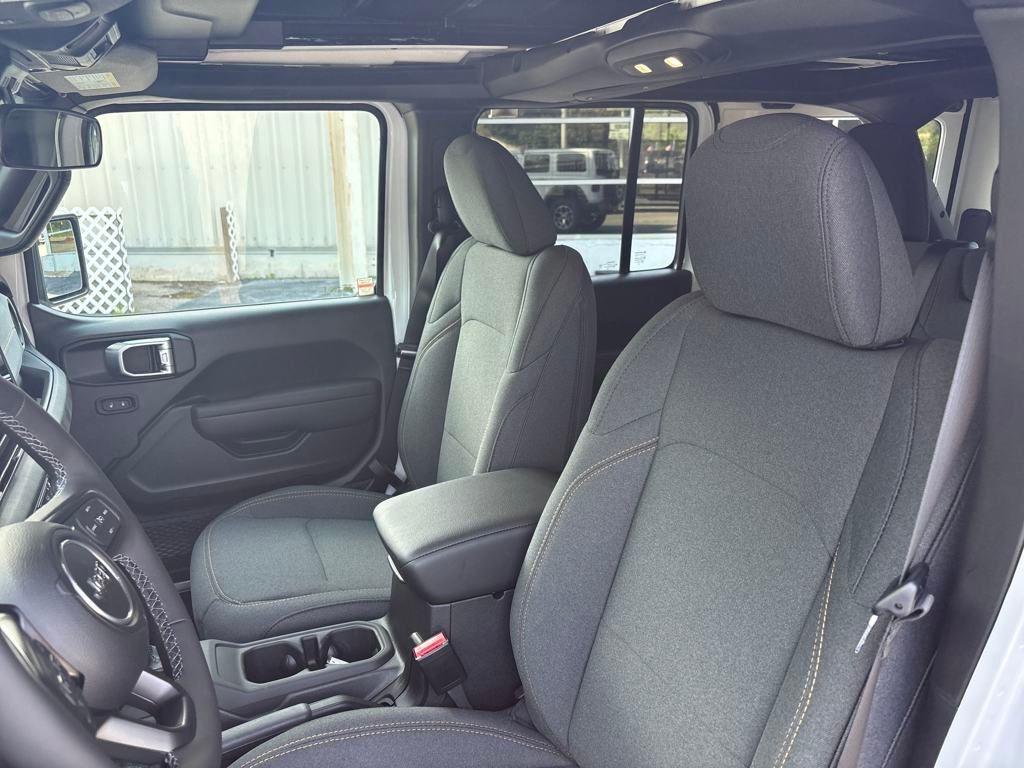 new 2025 Jeep Wrangler car, priced at $57,181