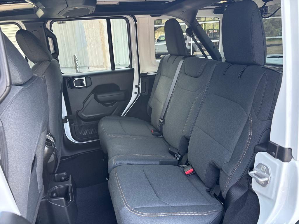 new 2025 Jeep Wrangler car, priced at $49,862