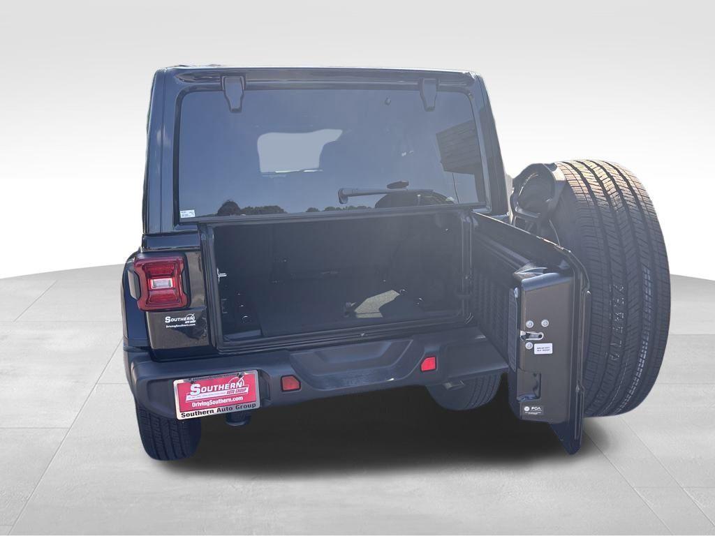 new 2024 Jeep Wrangler car, priced at $51,592