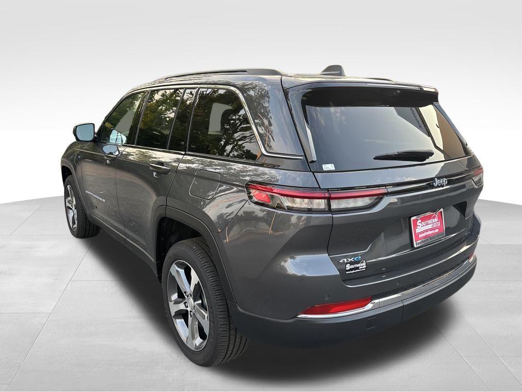 new 2024 Jeep Grand Cherokee 4xe car, priced at $43,625