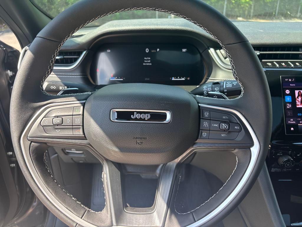 new 2025 Jeep Grand Cherokee L car, priced at $40,455