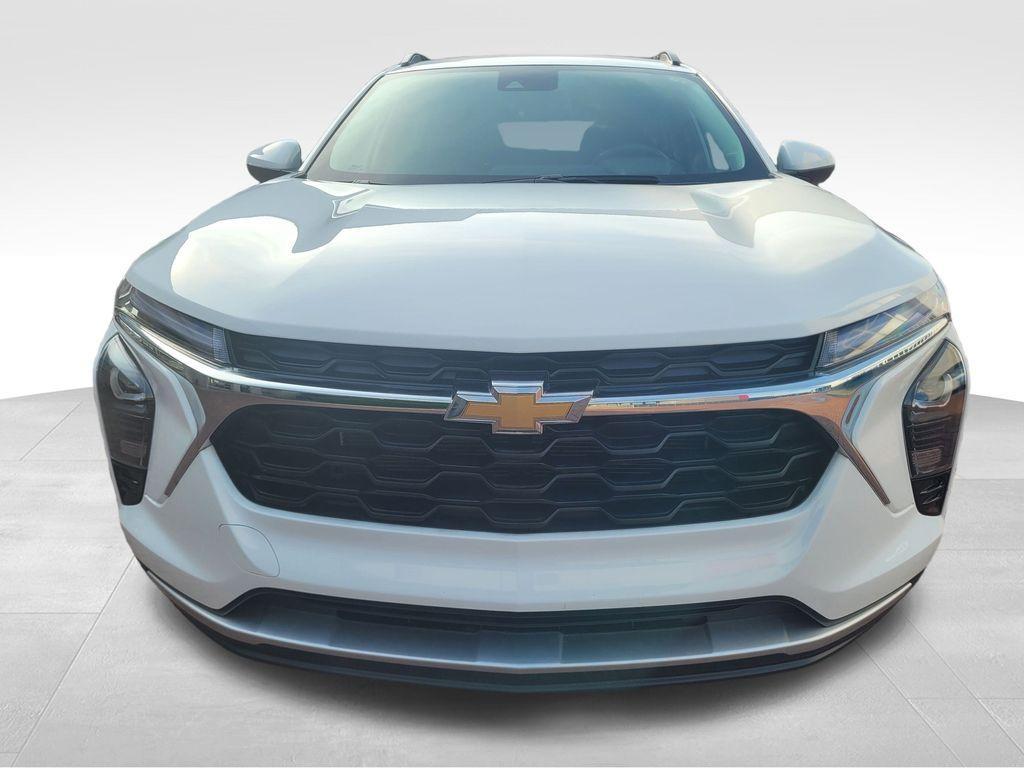 used 2025 Chevrolet Trax car