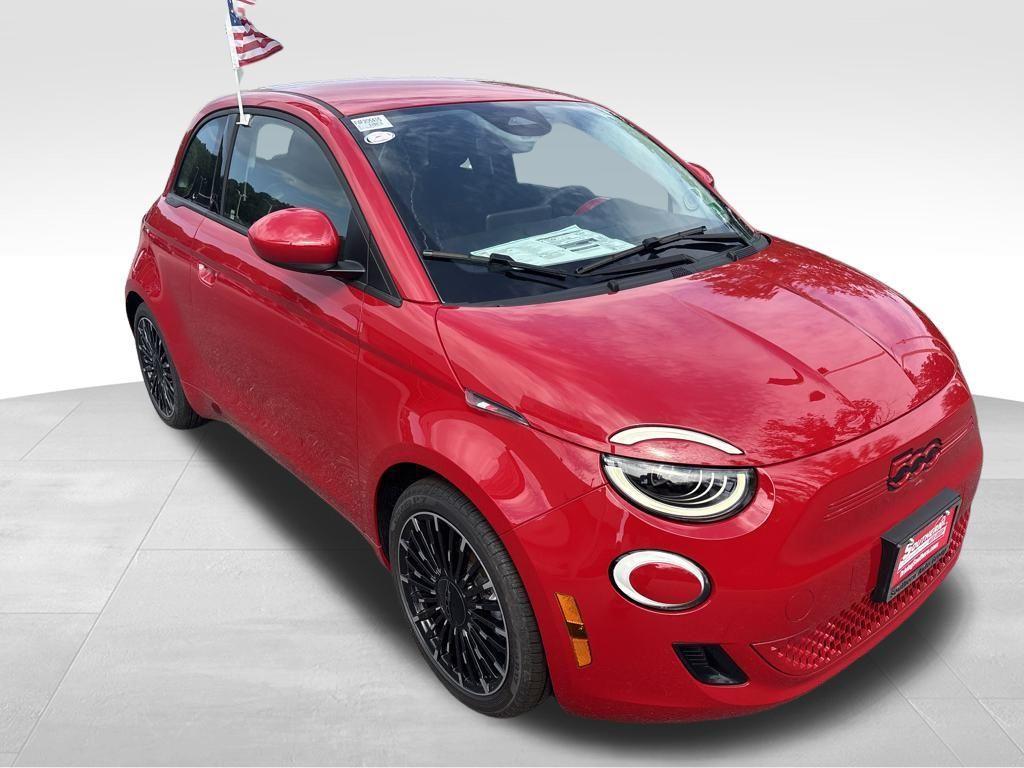 new 2024 FIAT 500e car, priced at $27,720