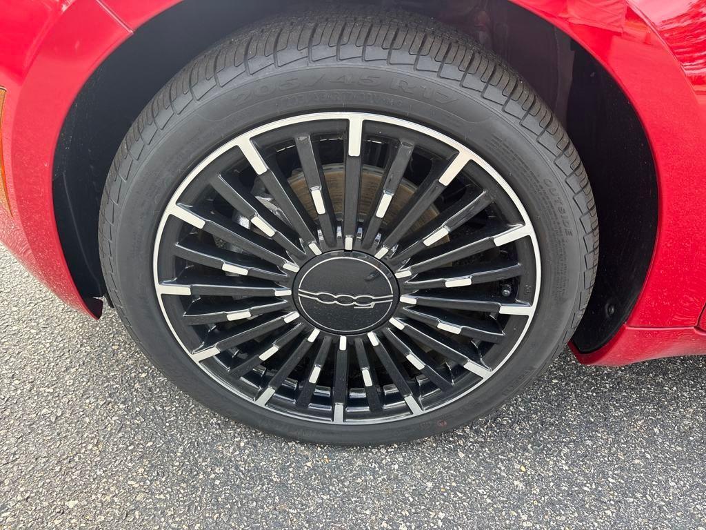 new 2024 FIAT 500e car, priced at $27,720