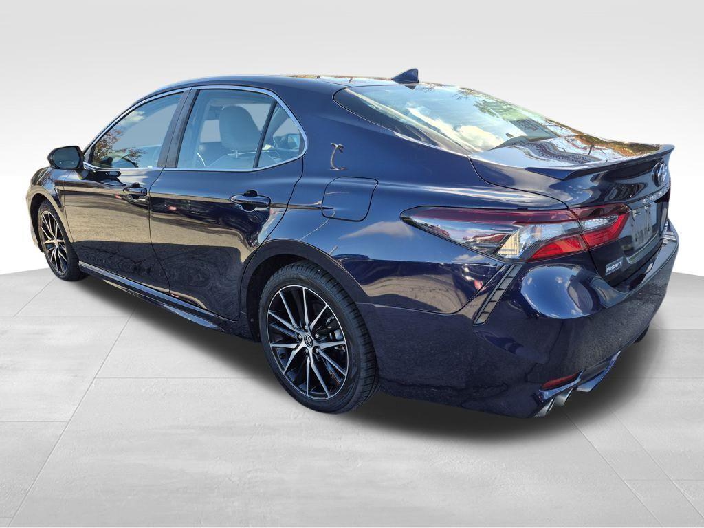 used 2022 Toyota Camry Hybrid car, priced at $26,184