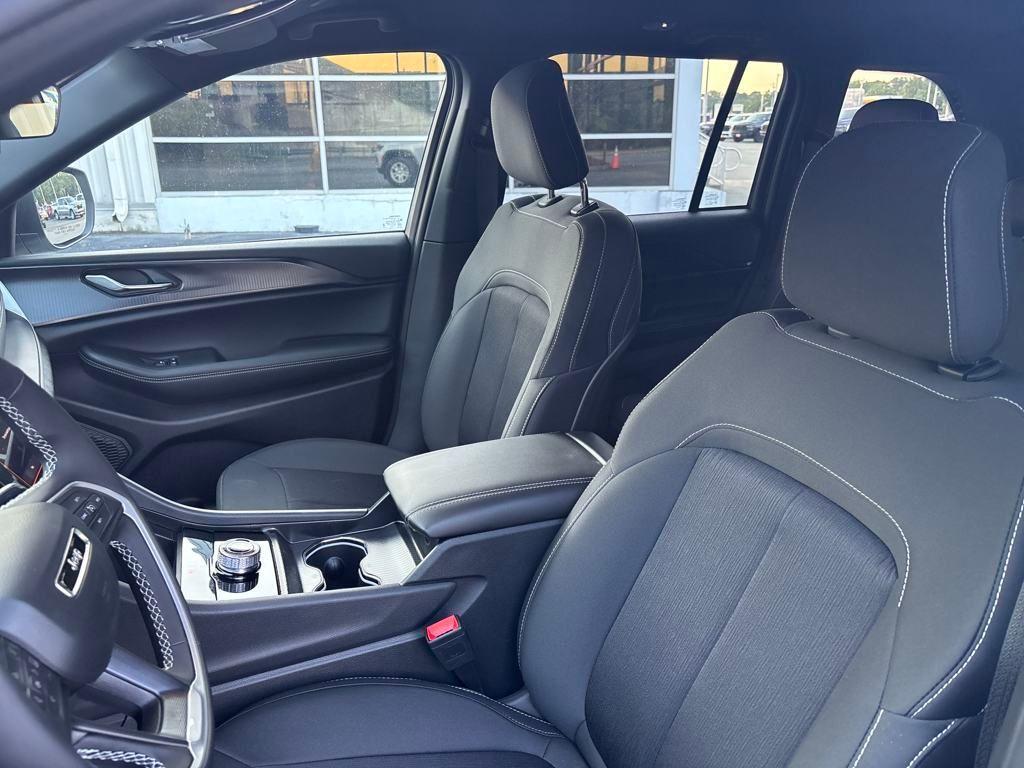 new 2024 Jeep Grand Cherokee 4xe car, priced at $50,570
