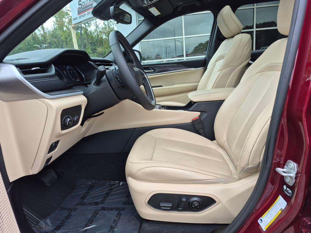 used 2024 Jeep Grand Cherokee L car, priced at $36,755