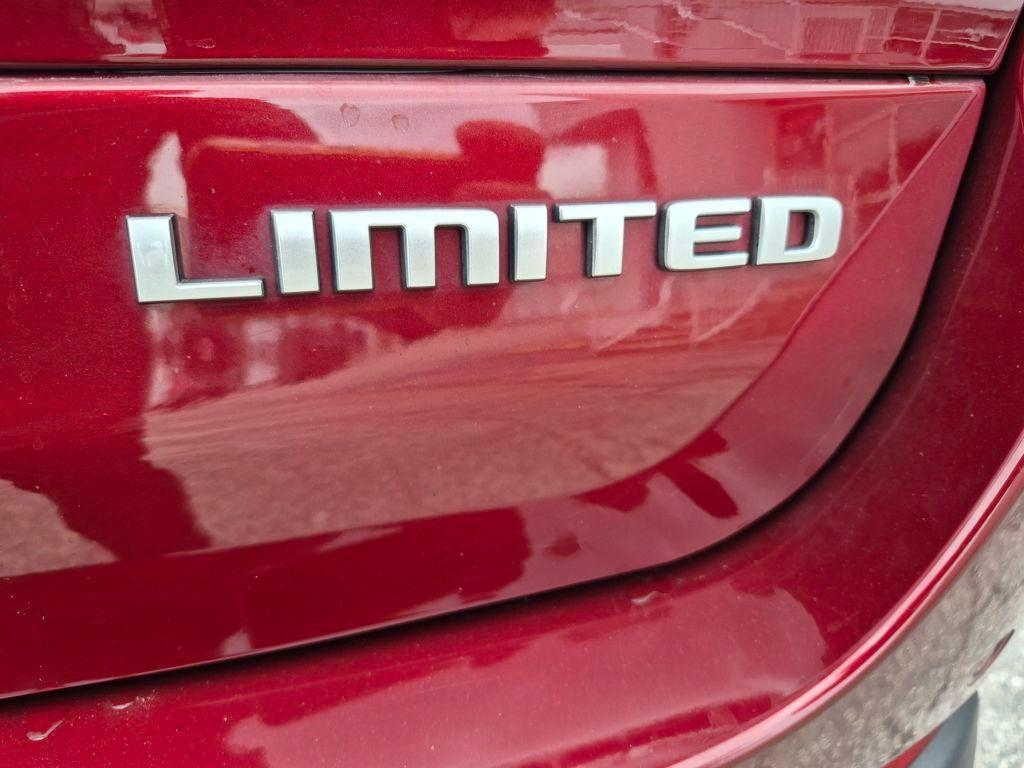 used 2024 Jeep Grand Cherokee L car, priced at $36,755