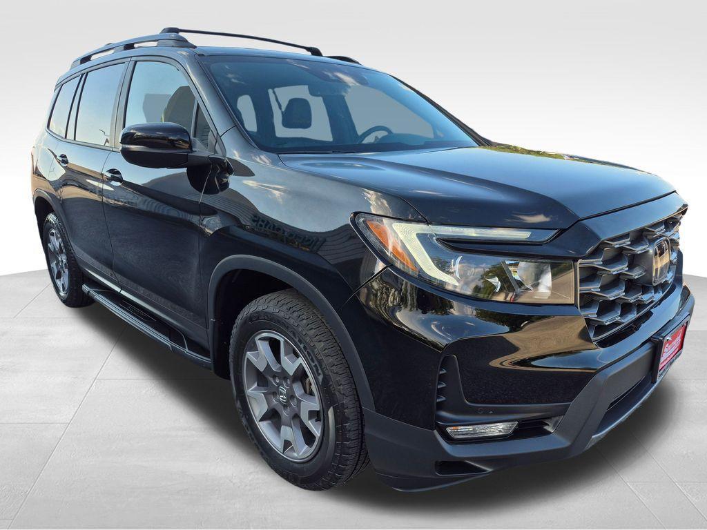 used 2022 Honda Passport car, priced at $31,234