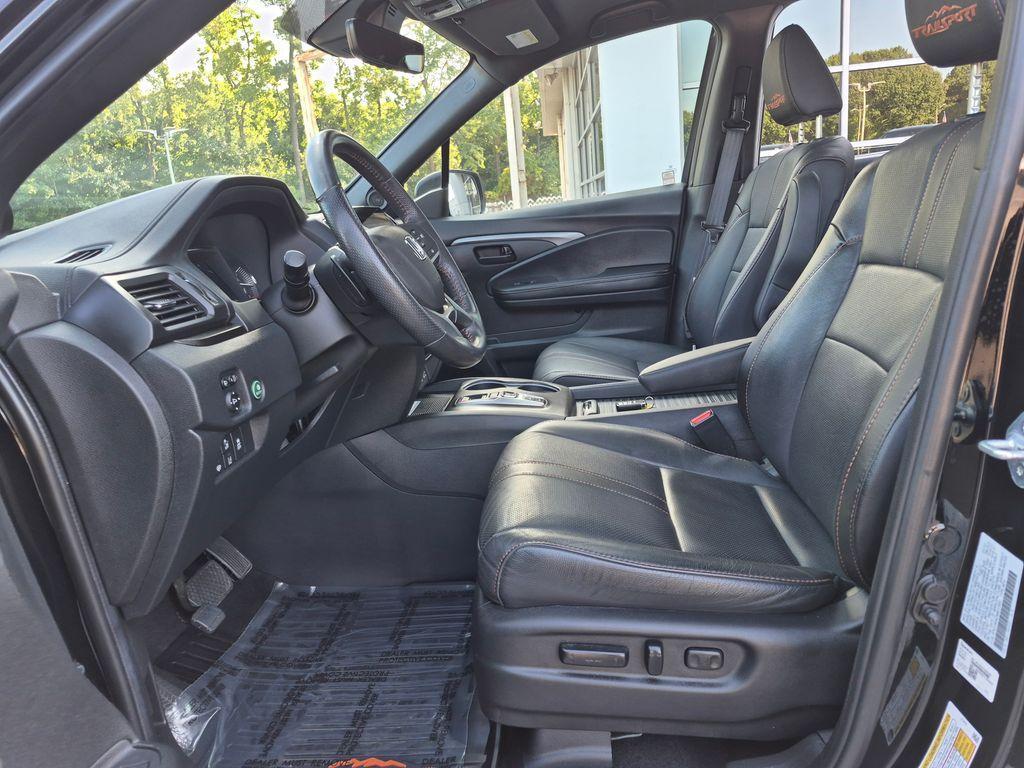 used 2022 Honda Passport car, priced at $31,234