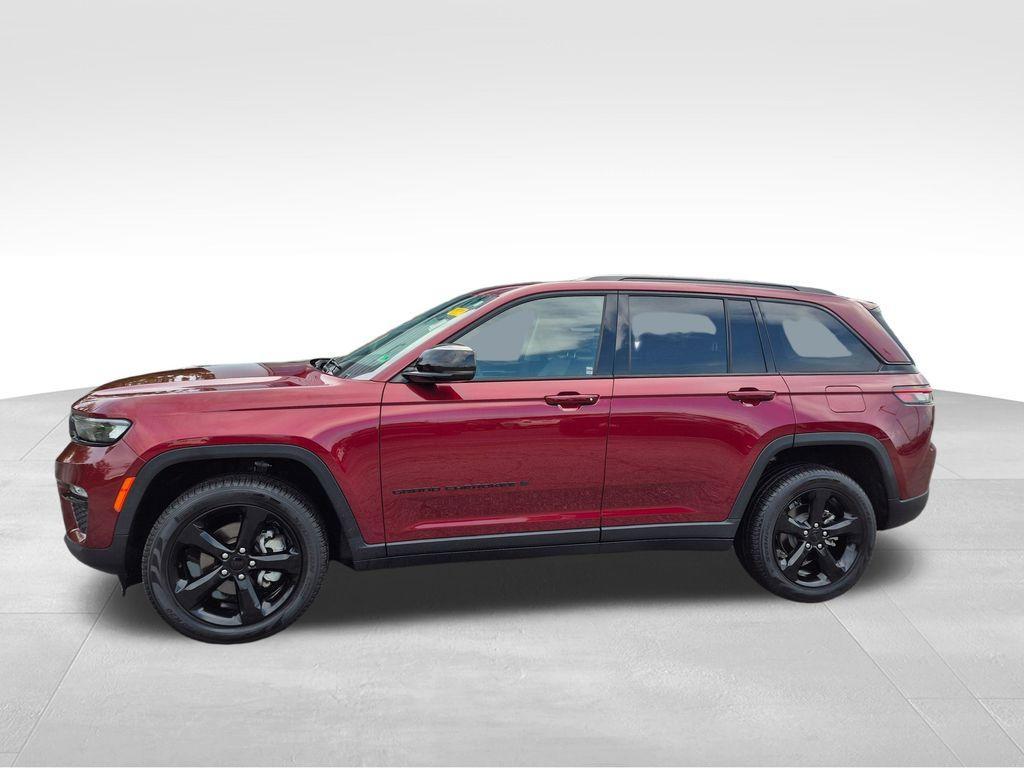 used 2023 Jeep Grand Cherokee car, priced at $38,942