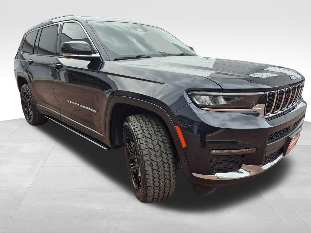 used 2024 Jeep Grand Cherokee L car, priced at $38,197