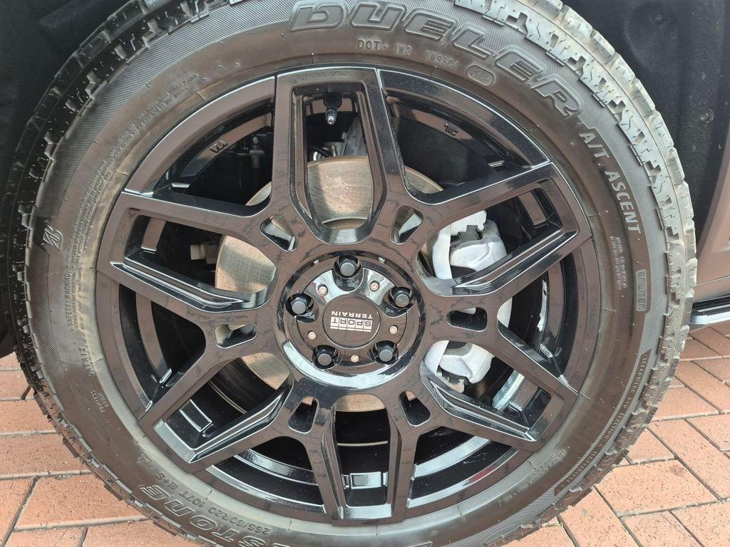 used 2024 Jeep Grand Cherokee L car, priced at $38,197