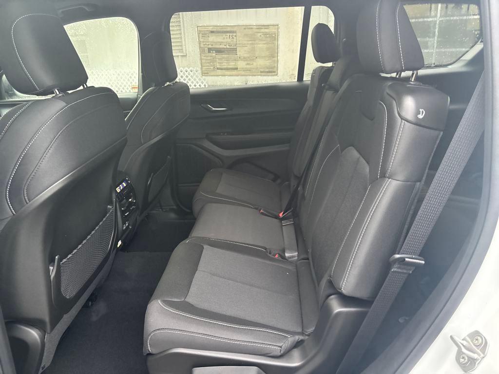 new 2025 Jeep Grand Cherokee L car, priced at $38,825