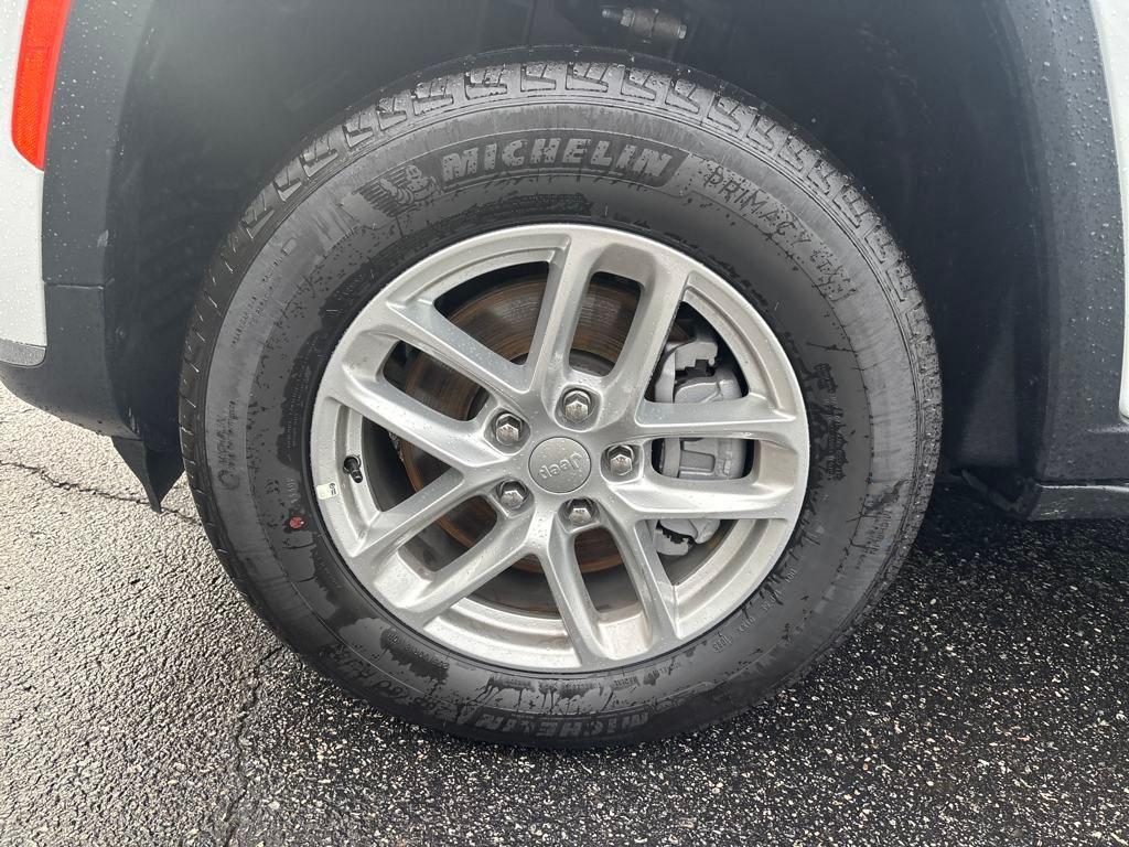 new 2025 Jeep Grand Cherokee L car, priced at $38,825