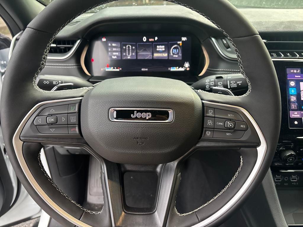 new 2025 Jeep Grand Cherokee L car, priced at $38,825