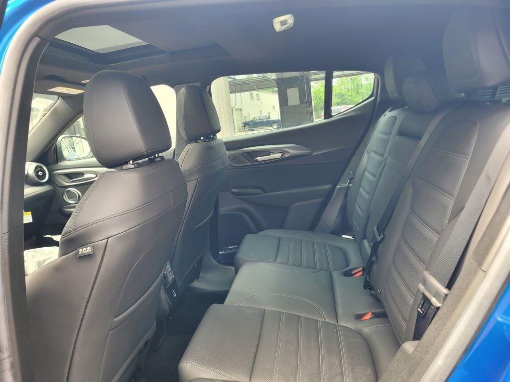 new 2024 Alfa Romeo Tonale car, priced at $37,298