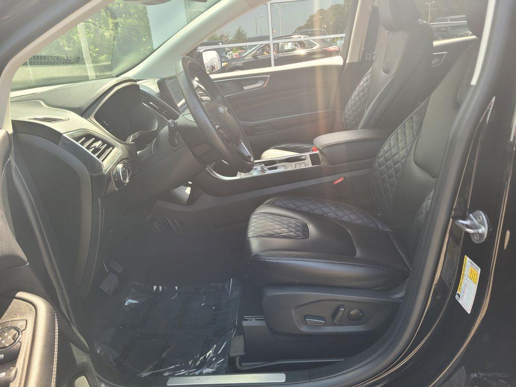 used 2024 Ford Edge car, priced at $33,769