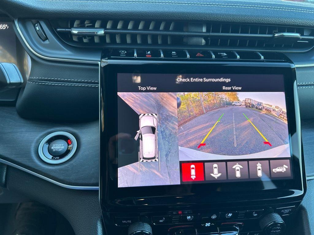 new 2025 Jeep Grand Cherokee L car, priced at $51,007