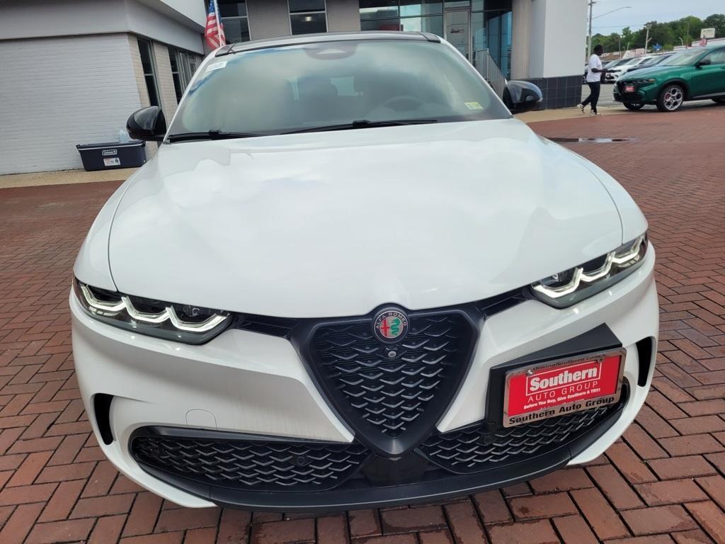 new 2024 Alfa Romeo Tonale car, priced at $46,887