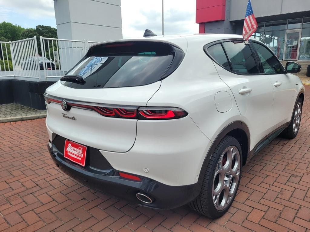 new 2024 Alfa Romeo Tonale car, priced at $46,887