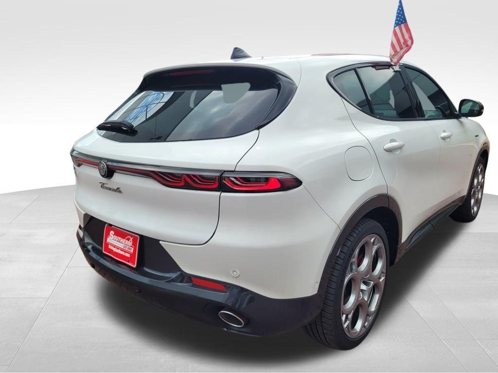 new 2024 Alfa Romeo Tonale car, priced at $36,075