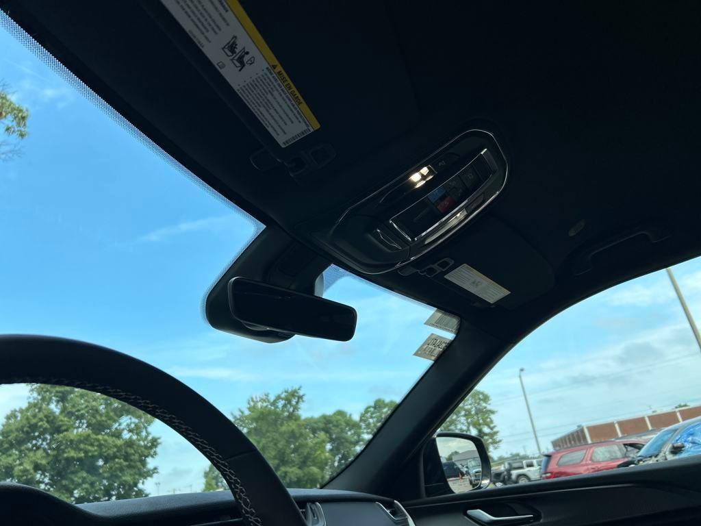 new 2025 Jeep Grand Cherokee car, priced at $37,335