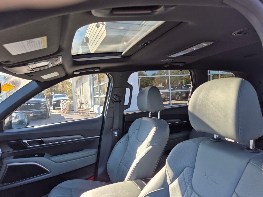 used 2023 Kia Telluride car, priced at $36,950