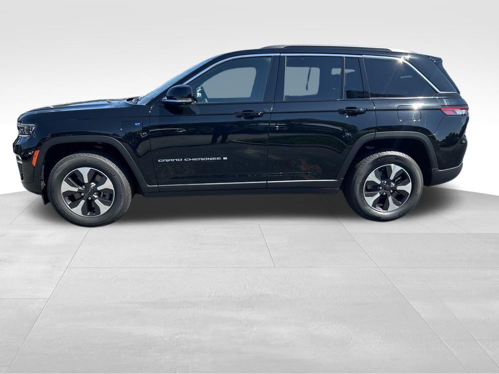 new 2024 Jeep Grand Cherokee 4xe car, priced at $50,570