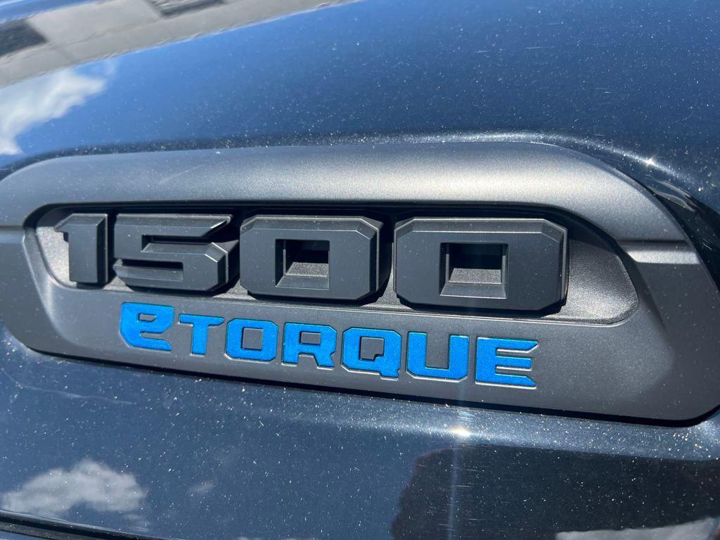 new 2025 Ram 1500 car, priced at $43,871