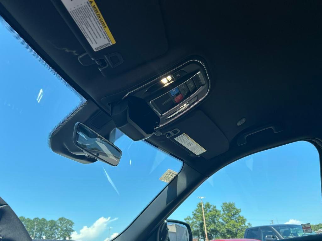 new 2025 Jeep Grand Cherokee car, priced at $37,335