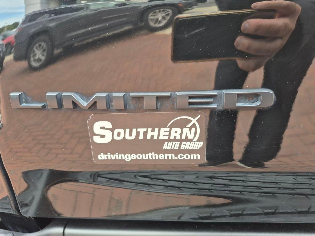 used 2022 Ram 1500 car, priced at $40,376