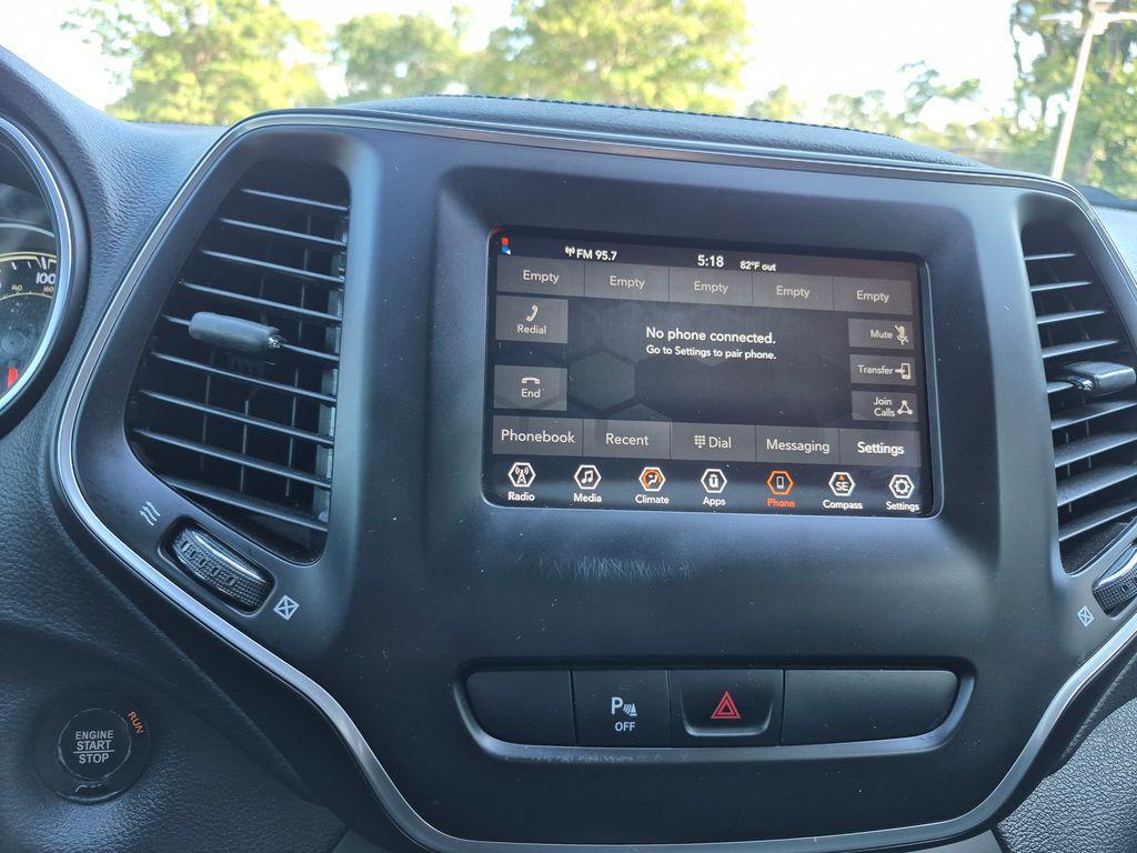 used 2020 Jeep Cherokee car, priced at $15,975