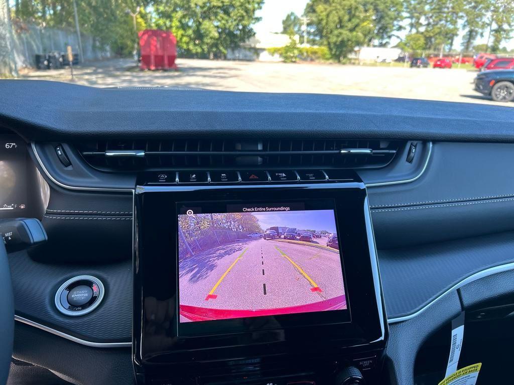 new 2025 Jeep Grand Cherokee car, priced at $35,018