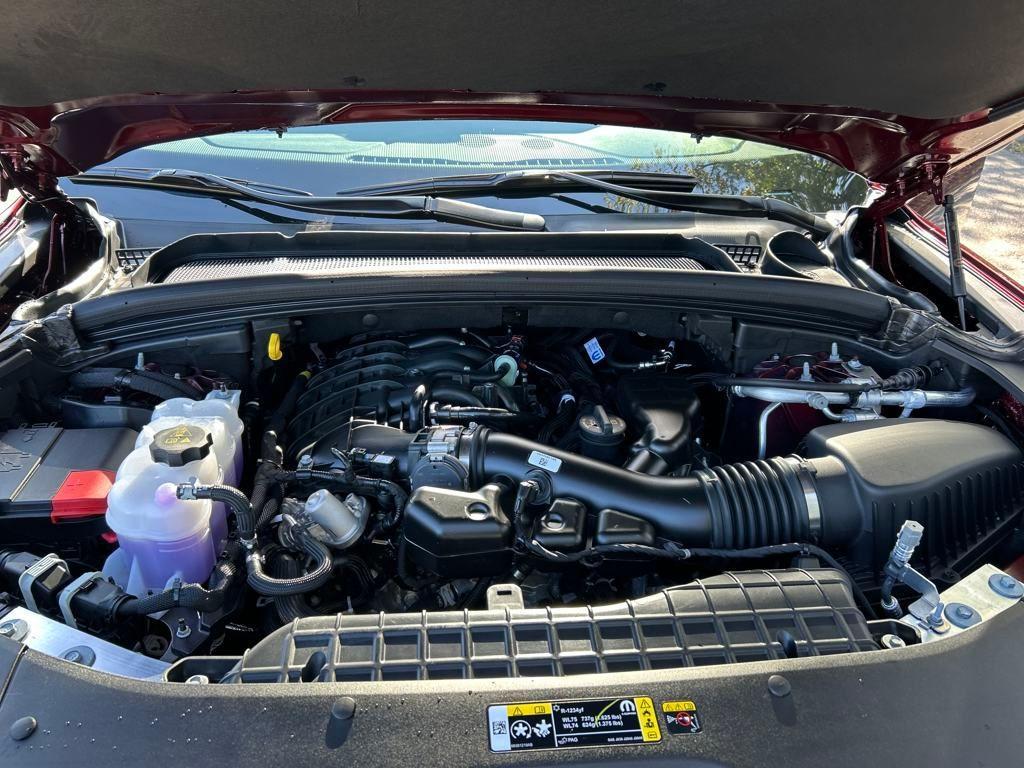 new 2025 Jeep Grand Cherokee car, priced at $35,018