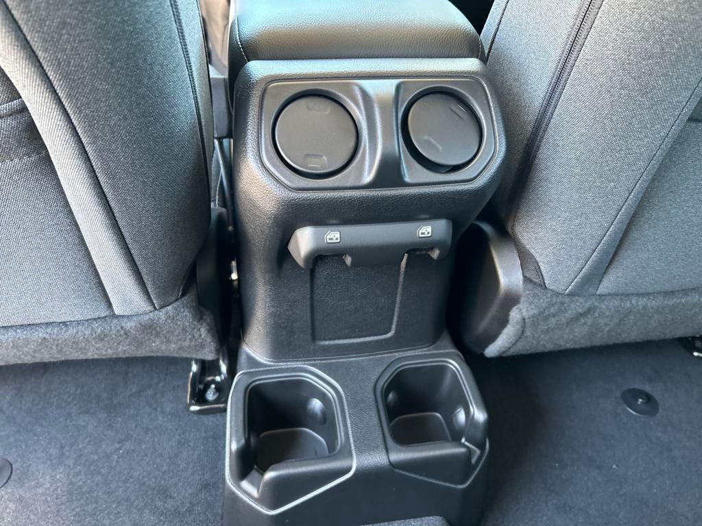 new 2025 Jeep Gladiator car, priced at $38,806