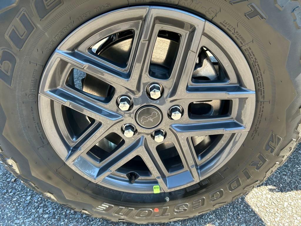 new 2025 Jeep Gladiator car, priced at $38,806