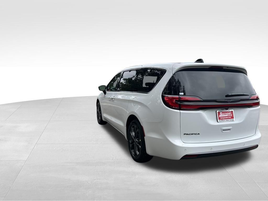new 2026 Chrysler Pacifica car, priced at $40,311