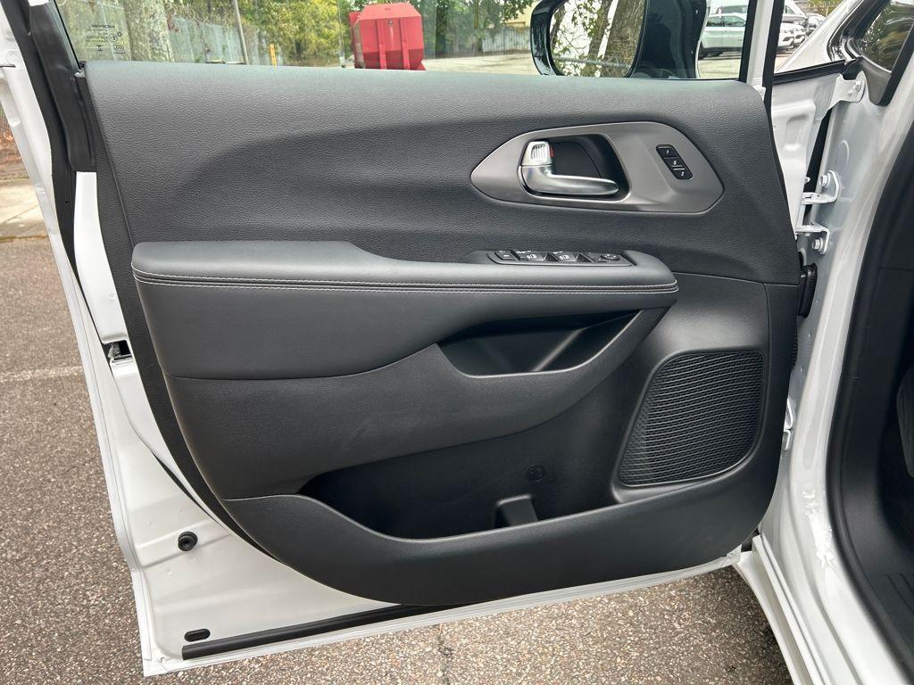 new 2026 Chrysler Pacifica car, priced at $40,311