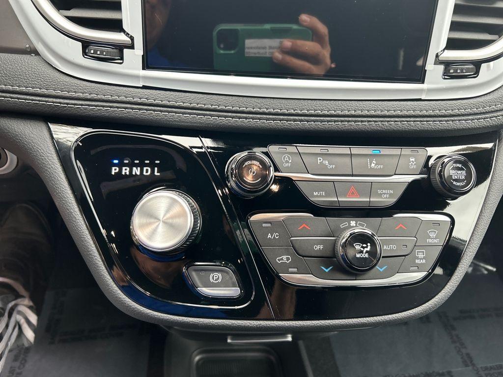 new 2026 Chrysler Pacifica car, priced at $40,311