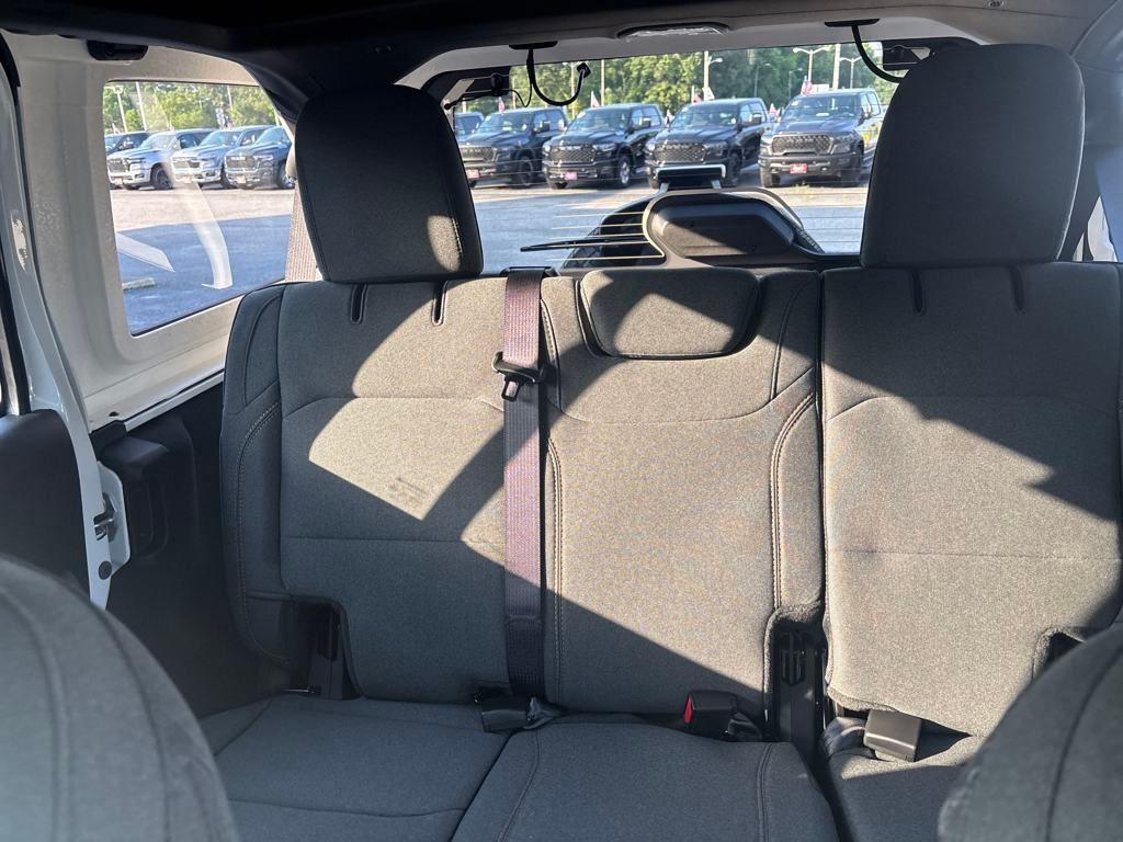 new 2025 Jeep Wrangler car, priced at $49,046
