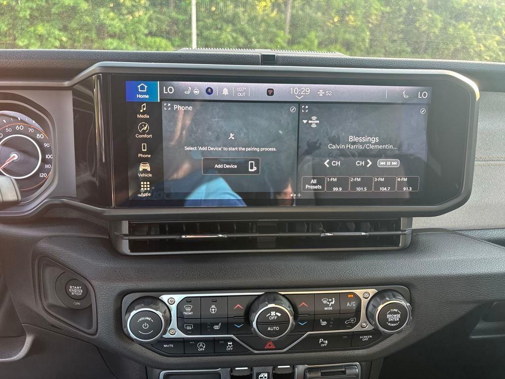 new 2025 Jeep Wrangler car, priced at $49,046