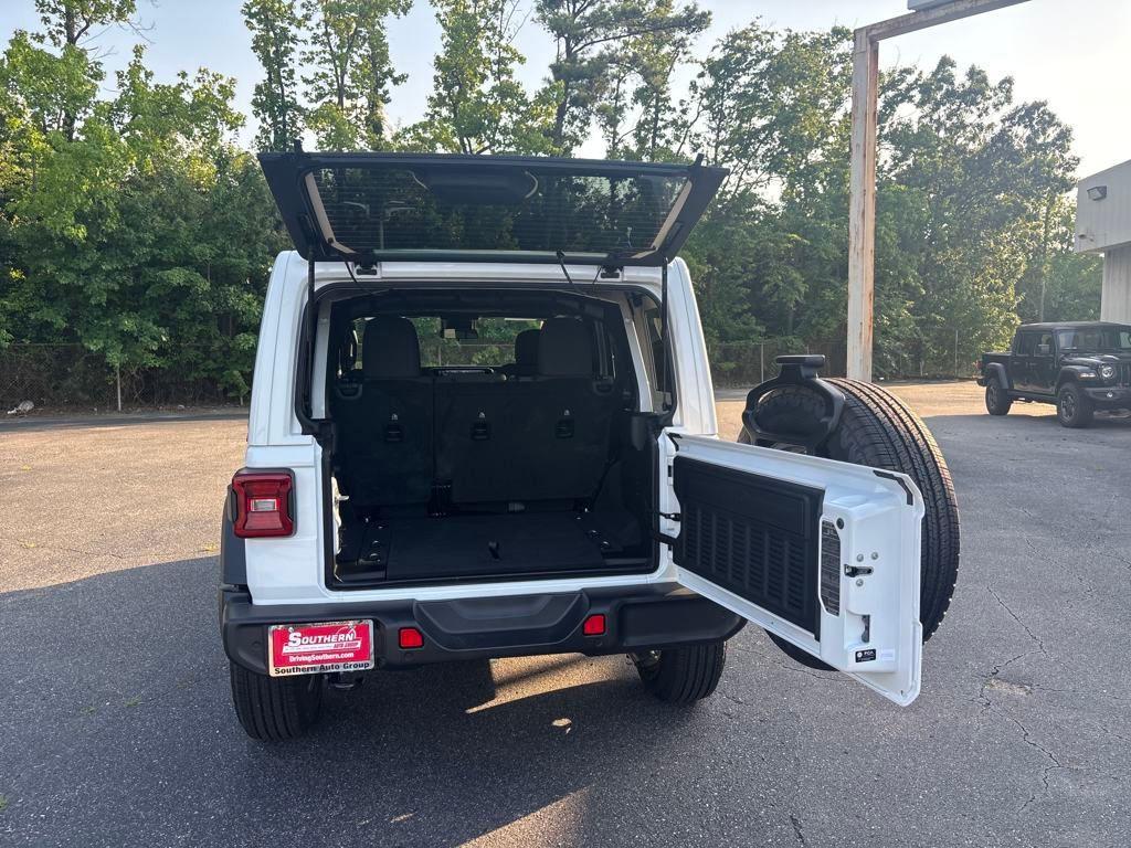 new 2025 Jeep Wrangler car, priced at $49,046