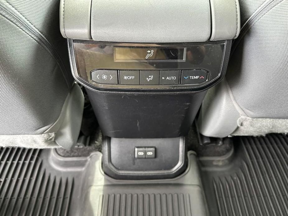 used 2023 Toyota Highlander car, priced at $29,436