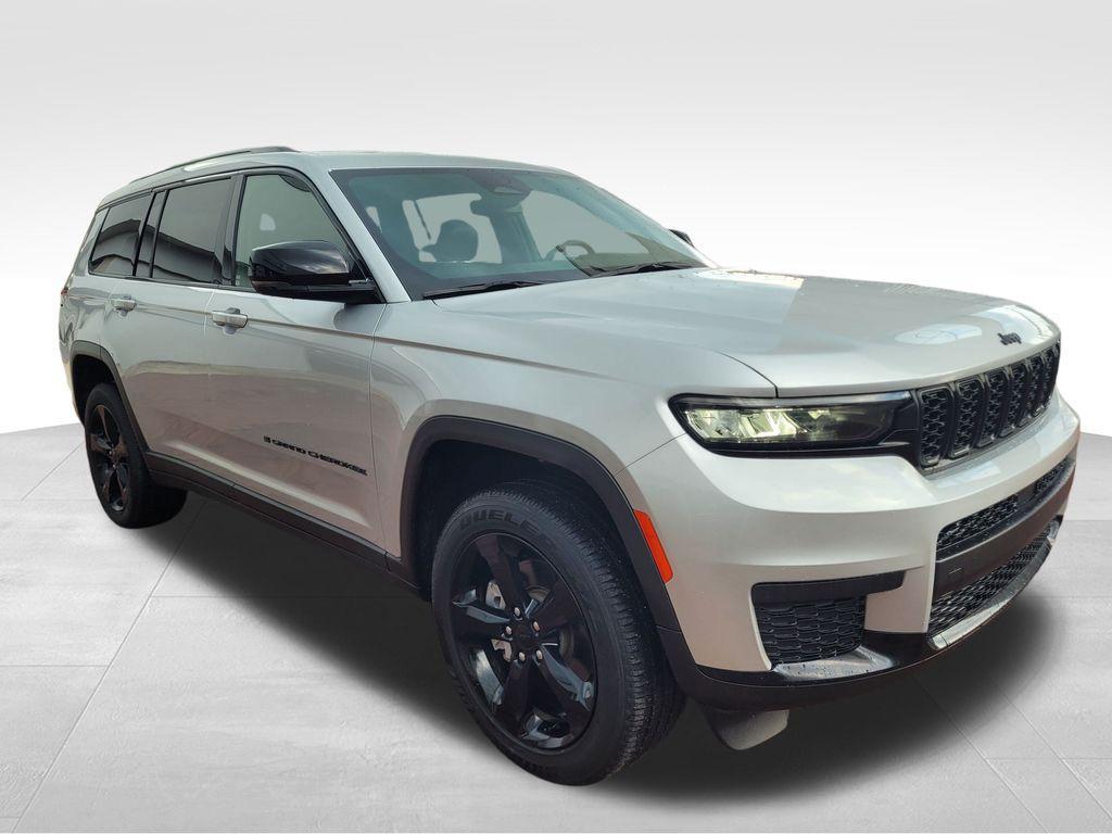 used 2024 Jeep Grand Cherokee L car, priced at $31,579